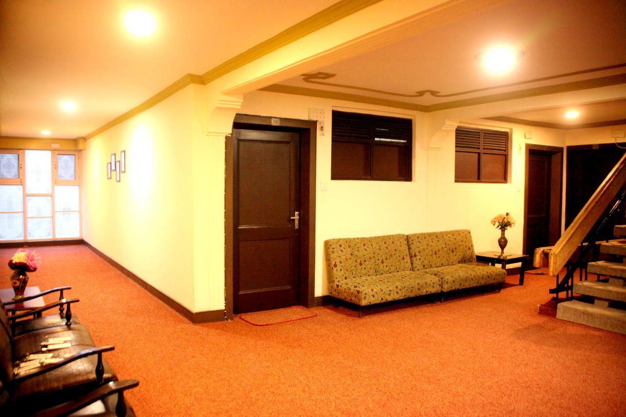 Hotel New Park At Dal Lake Srīnagar Exterior foto